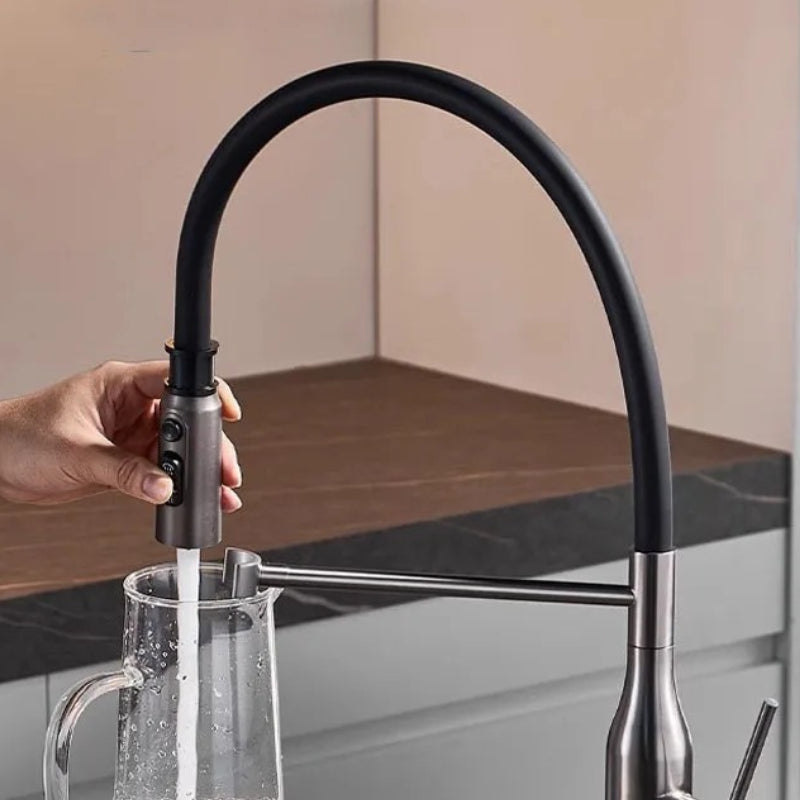robinet-cuisine-flexible-noir-noir